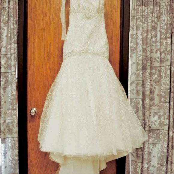 Kenneth Pool Wedding Gown - Picture 2 of 10